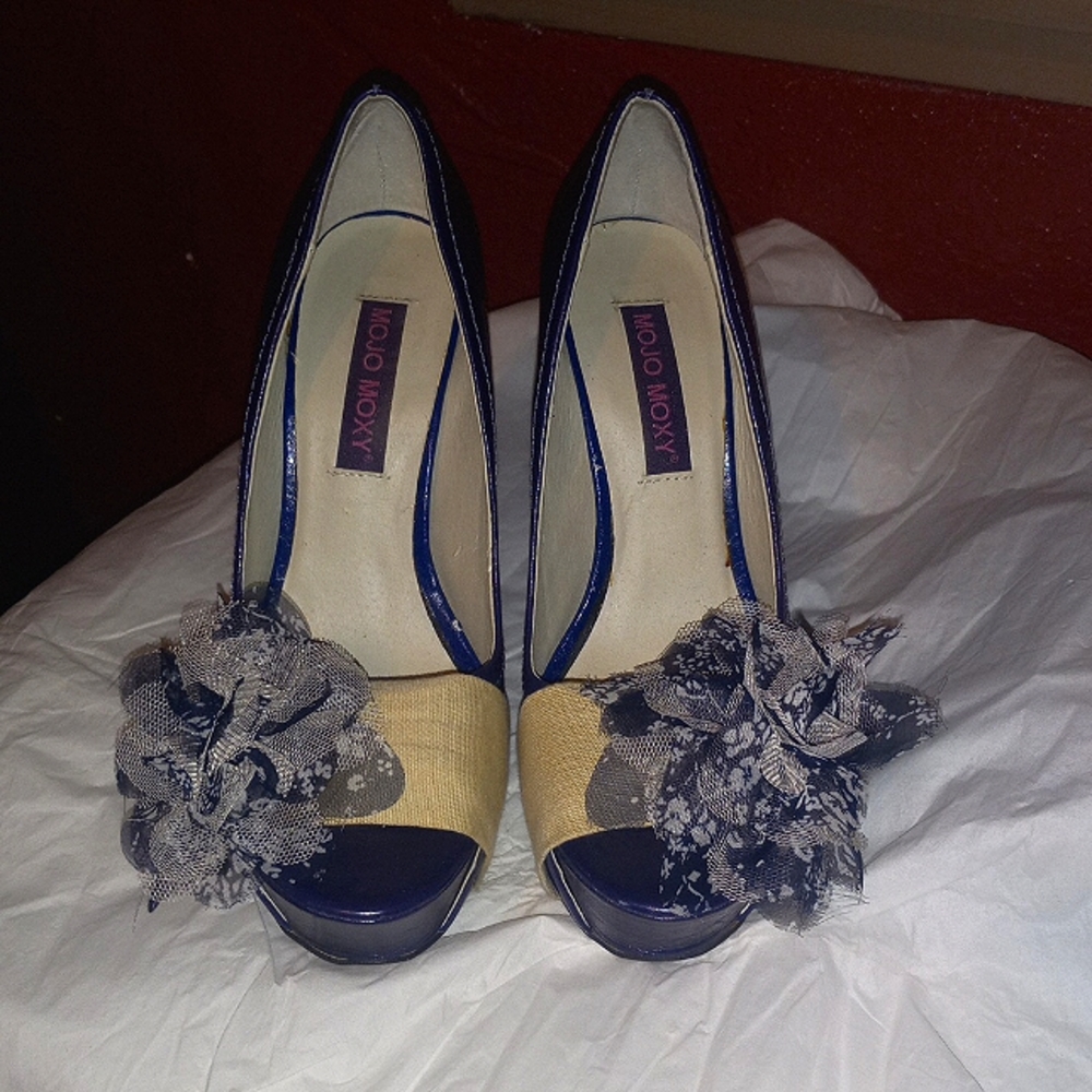 Women's stilettos by Mojo Mozy size 7